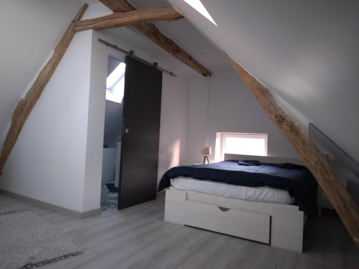 Sandrine La Ferte-Saint-Aubin Bagian luar foto